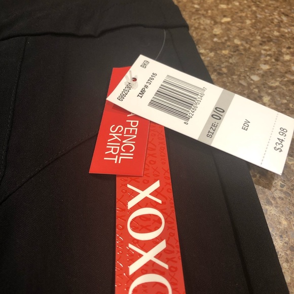 NWT XOXO Black Pencil Skirt Size 00 - Picture 6 of 10